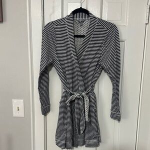 Aerie blue and white striped bathrobe size small